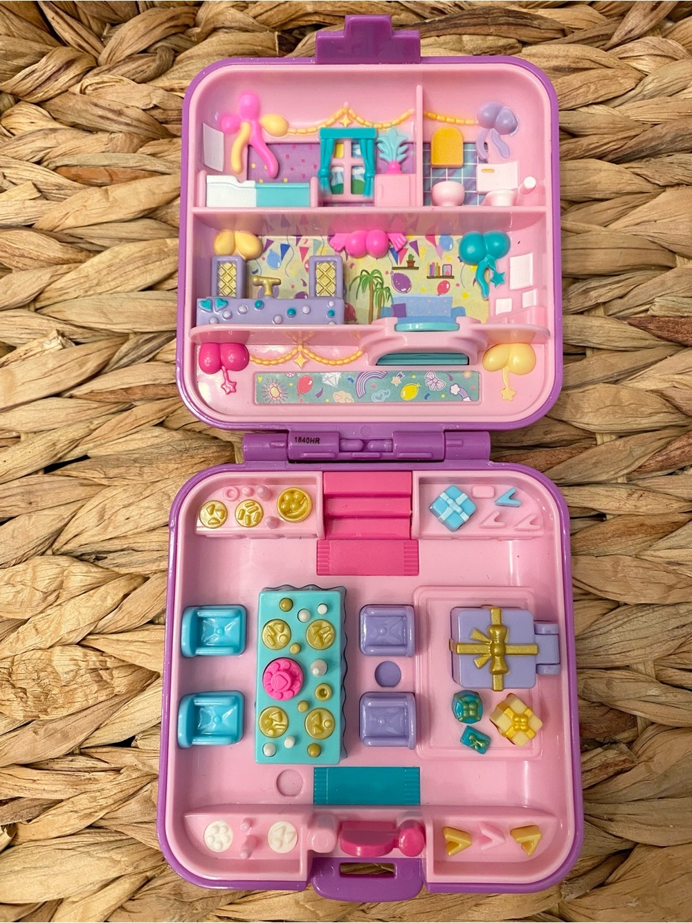 Polly Pocket 30th Anniversary Partytime Surprise Keepsake Compact